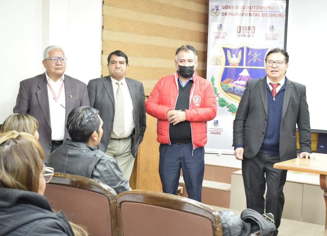 PERSONAL MÉDICO DE ORURO EN ALERTA MÁXIMA POR VIRUELA SIMICA (MPOX)