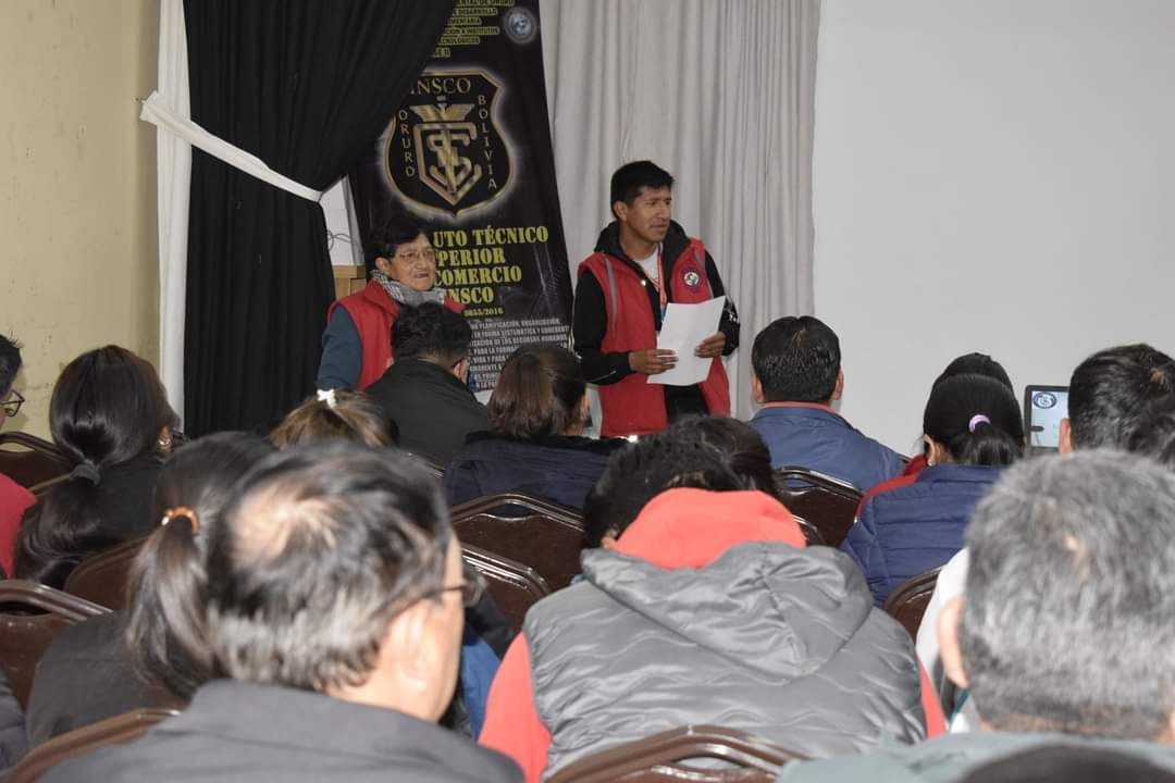 SEDES CAPACITA A MÉDICOS EN TEMAS RELACIONADOS A LA SALUD MENTAL